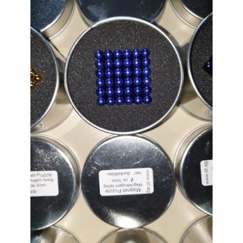 Magnetpuzzle aus Neodymkugeln vernickelt in verschiedenen Farben